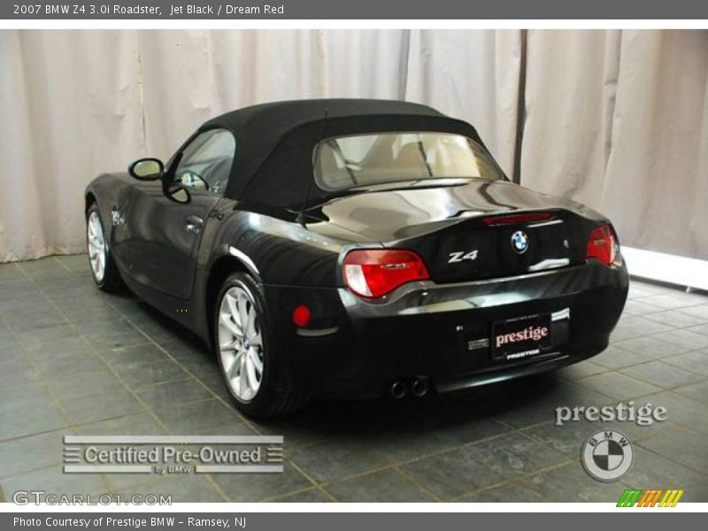 Jet Black / Dream Red 2007 BMW Z4 3.0i Roadster