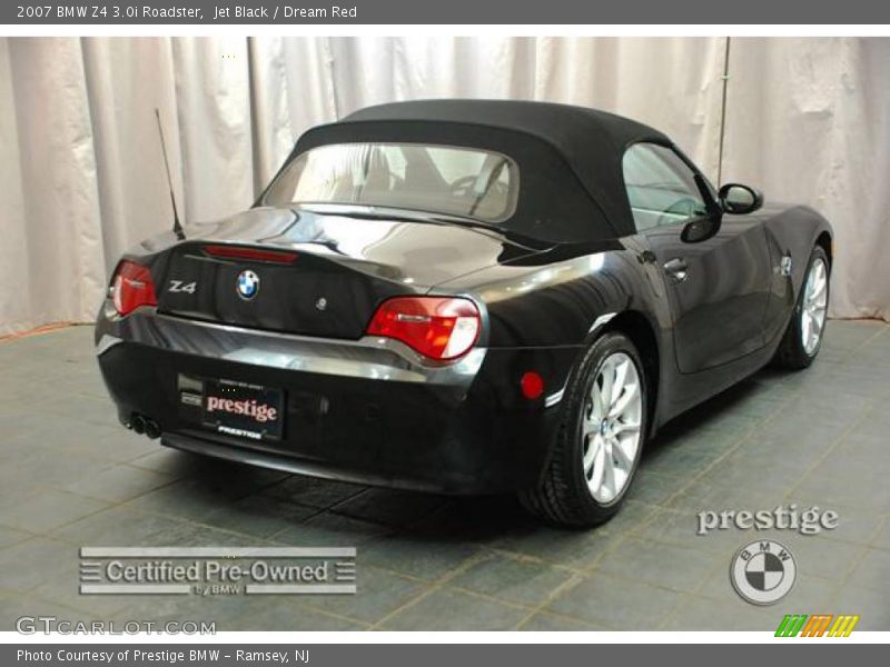 Jet Black / Dream Red 2007 BMW Z4 3.0i Roadster