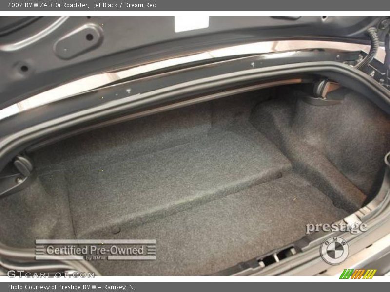 Jet Black / Dream Red 2007 BMW Z4 3.0i Roadster