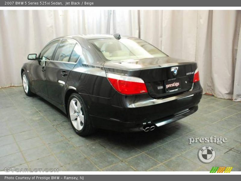 Jet Black / Beige 2007 BMW 5 Series 525xi Sedan