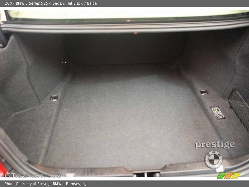Jet Black / Beige 2007 BMW 5 Series 525xi Sedan
