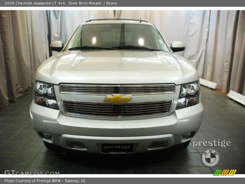 Silver Birch Metallic / Ebony 2008 Chevrolet Avalanche LT 4x4