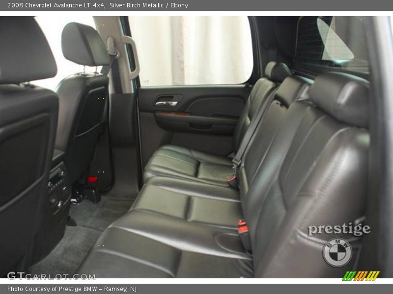Silver Birch Metallic / Ebony 2008 Chevrolet Avalanche LT 4x4
