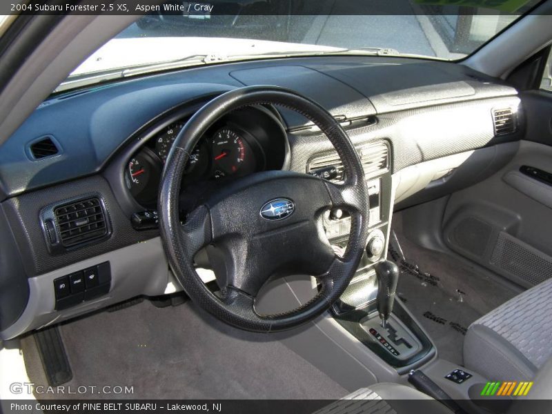 Aspen White / Gray 2004 Subaru Forester 2.5 XS
