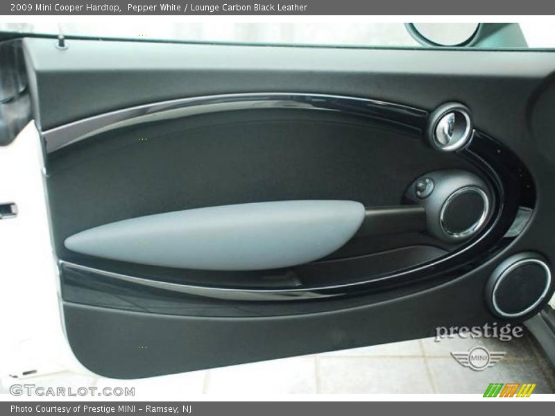 Pepper White / Lounge Carbon Black Leather 2009 Mini Cooper Hardtop