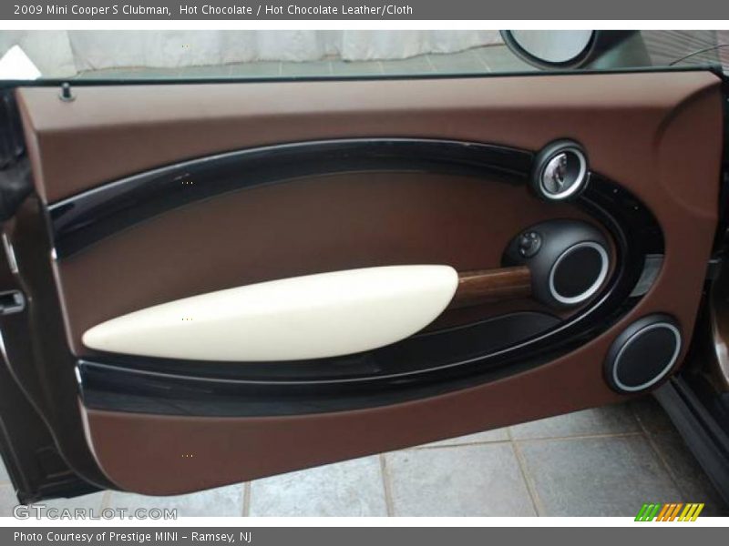 Hot Chocolate / Hot Chocolate Leather/Cloth 2009 Mini Cooper S Clubman
