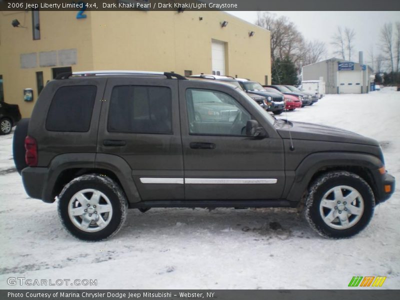 Dark Khaki Pearl / Dark Khaki/Light Graystone 2006 Jeep Liberty Limited 4x4