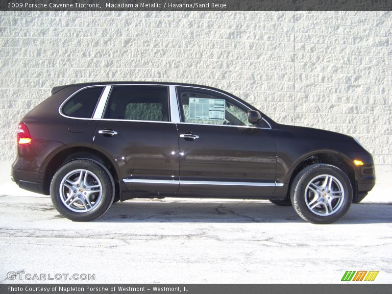 Macadamia Metallic / Havanna/Sand Beige 2009 Porsche Cayenne Tiptronic