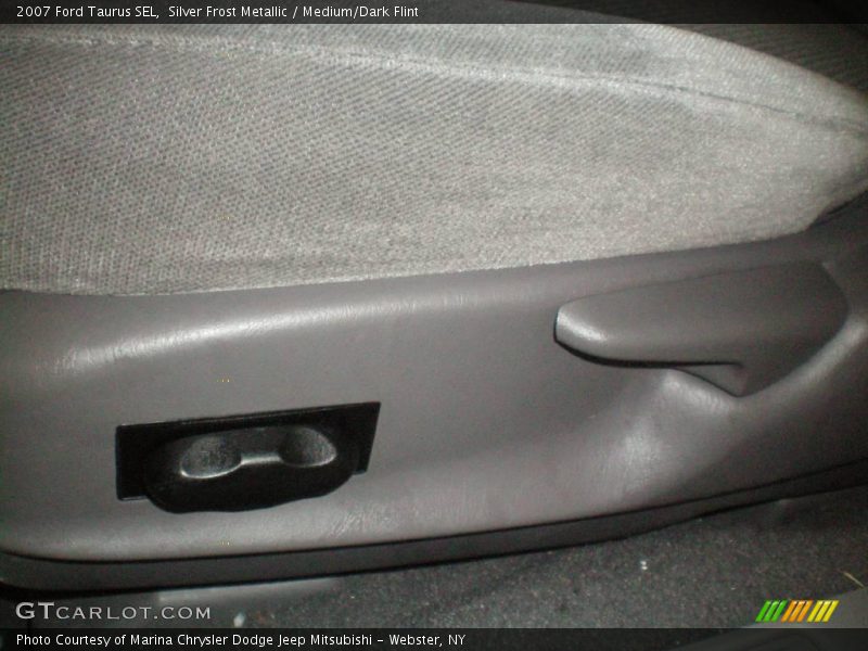 Silver Frost Metallic / Medium/Dark Flint 2007 Ford Taurus SEL