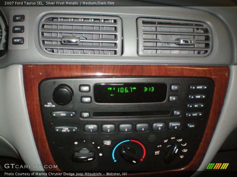 Silver Frost Metallic / Medium/Dark Flint 2007 Ford Taurus SEL