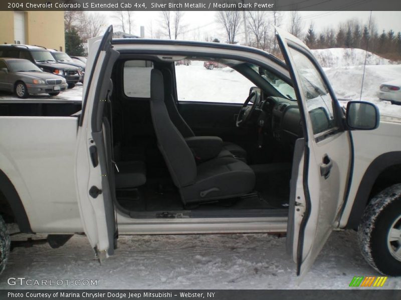 Silver Birch Metallic / Medium Dark Pewter 2004 Chevrolet Colorado LS Extended Cab 4x4