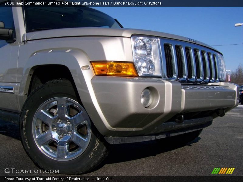 Light Graystone Pearl / Dark Khaki/Light Graystone 2008 Jeep Commander Limited 4x4