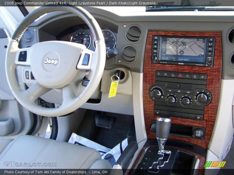 Light Graystone Pearl / Dark Khaki/Light Graystone 2008 Jeep Commander Limited 4x4