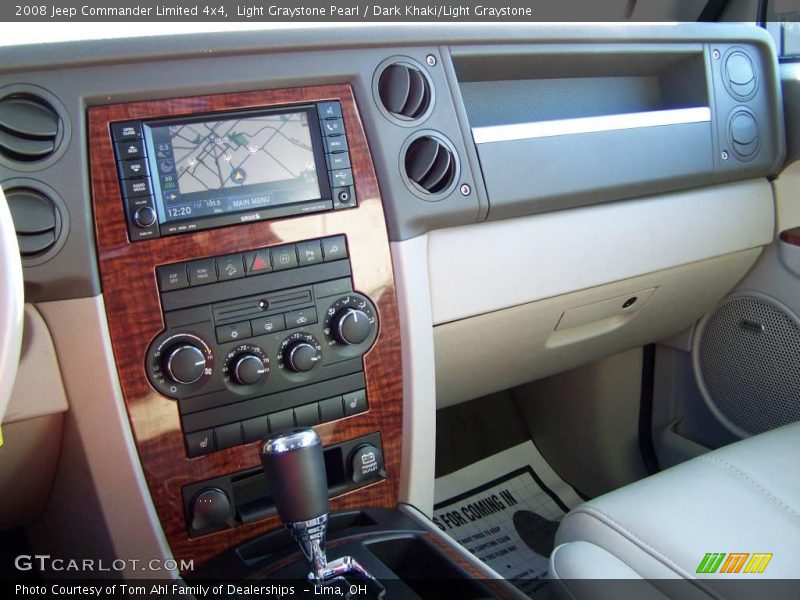 Light Graystone Pearl / Dark Khaki/Light Graystone 2008 Jeep Commander Limited 4x4