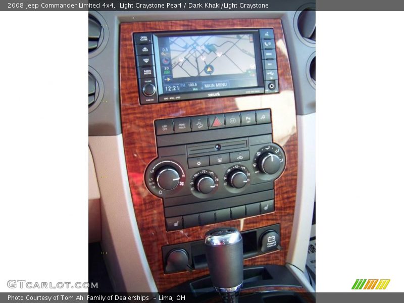 Light Graystone Pearl / Dark Khaki/Light Graystone 2008 Jeep Commander Limited 4x4