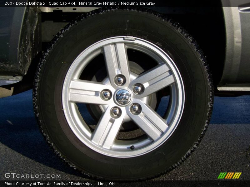 Mineral Gray Metallic / Medium Slate Gray 2007 Dodge Dakota ST Quad Cab 4x4