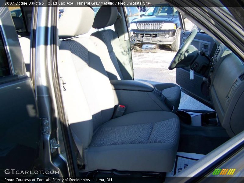 Mineral Gray Metallic / Medium Slate Gray 2007 Dodge Dakota ST Quad Cab 4x4