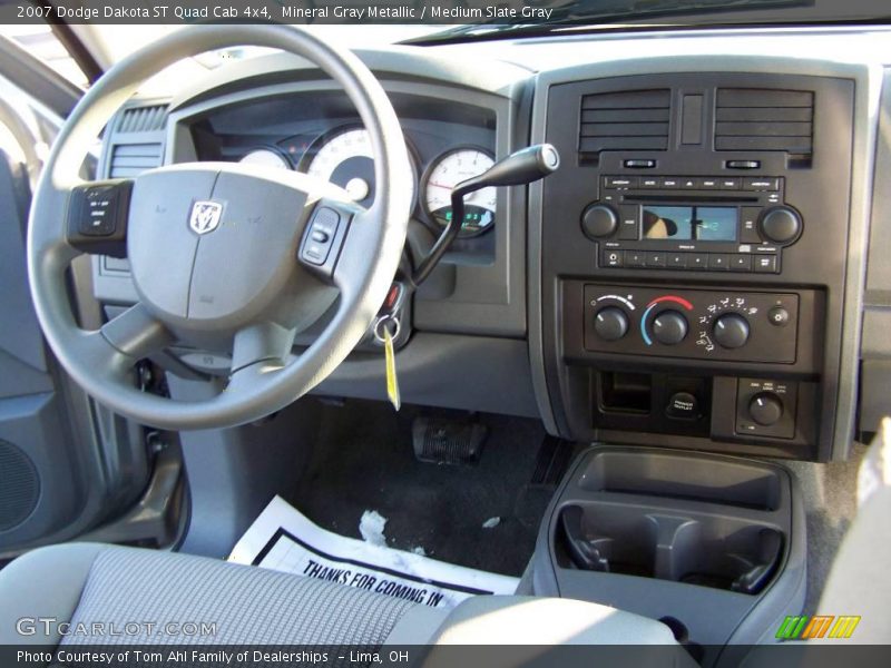 Mineral Gray Metallic / Medium Slate Gray 2007 Dodge Dakota ST Quad Cab 4x4