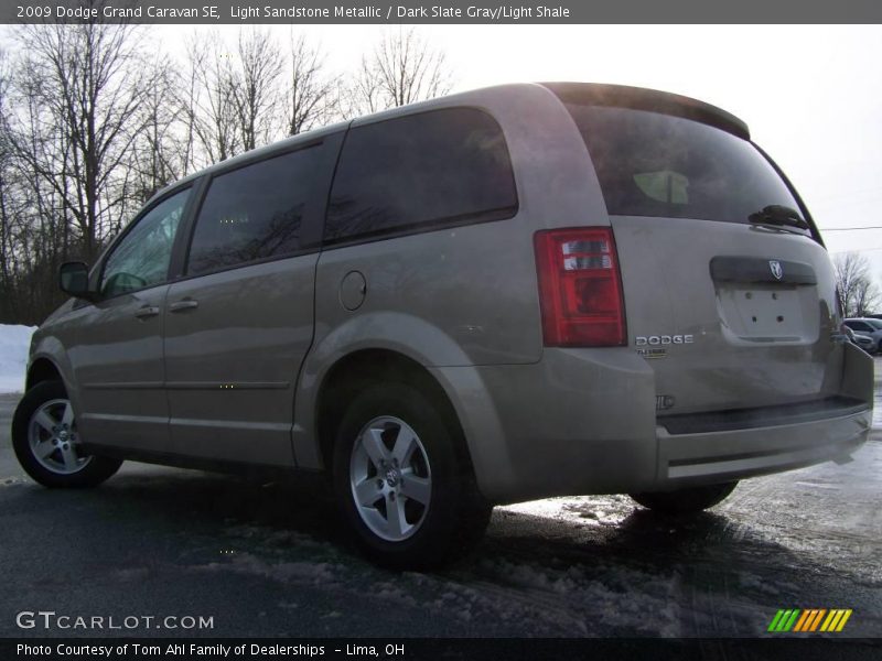 Light Sandstone Metallic / Dark Slate Gray/Light Shale 2009 Dodge Grand Caravan SE
