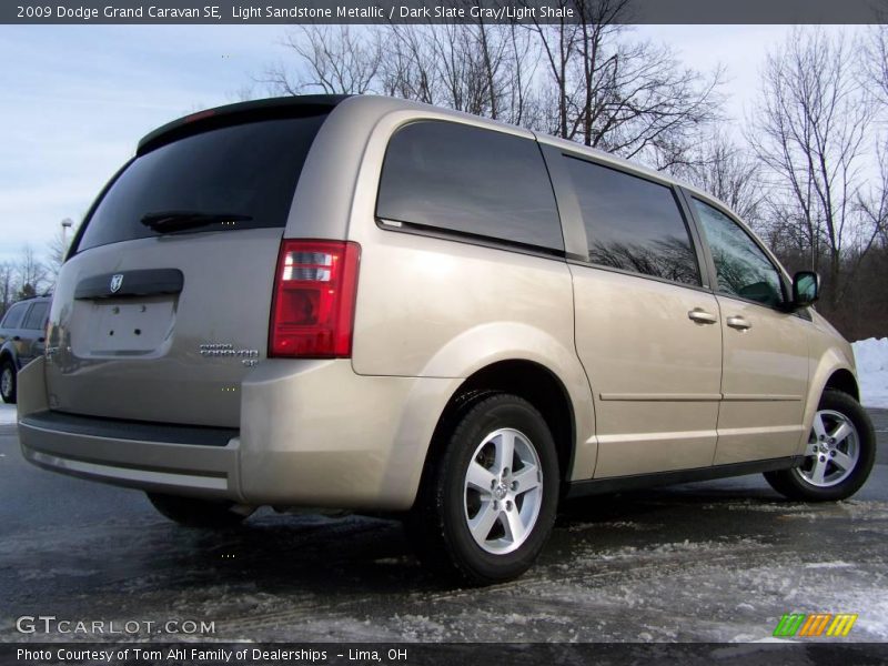 Light Sandstone Metallic / Dark Slate Gray/Light Shale 2009 Dodge Grand Caravan SE