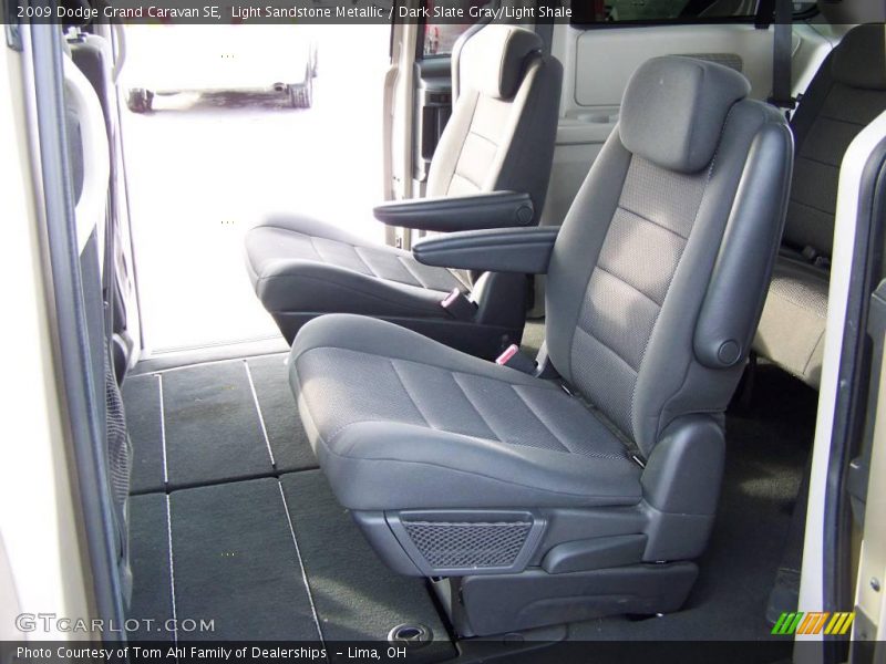 Light Sandstone Metallic / Dark Slate Gray/Light Shale 2009 Dodge Grand Caravan SE