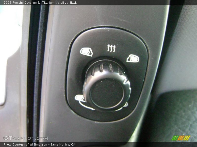 Titanium Metallic / Black 2005 Porsche Cayenne S