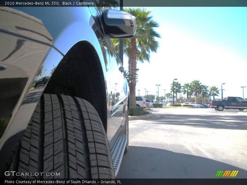 Black / Cashmere 2010 Mercedes-Benz ML 350