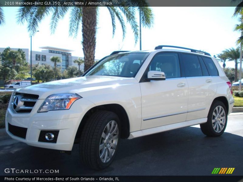 Arctic White / Almond/Black 2010 Mercedes-Benz GLK 350
