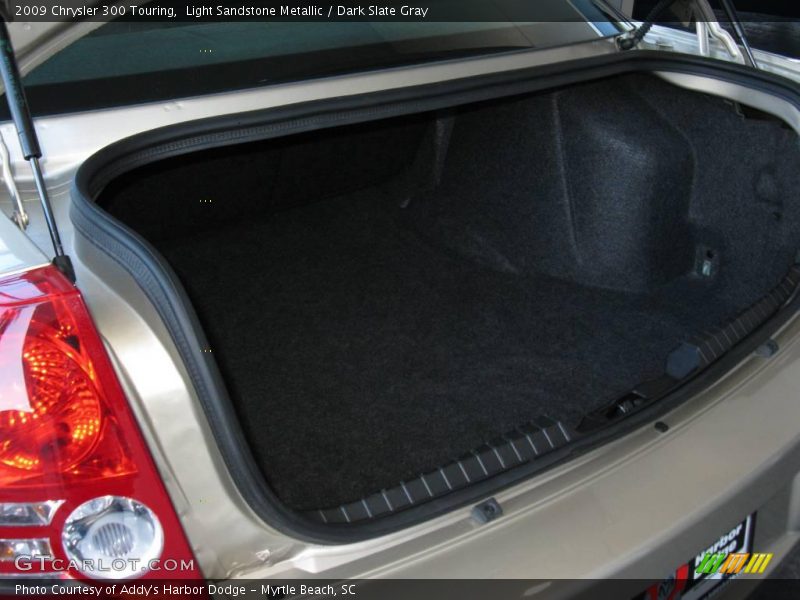 Light Sandstone Metallic / Dark Slate Gray 2009 Chrysler 300 Touring