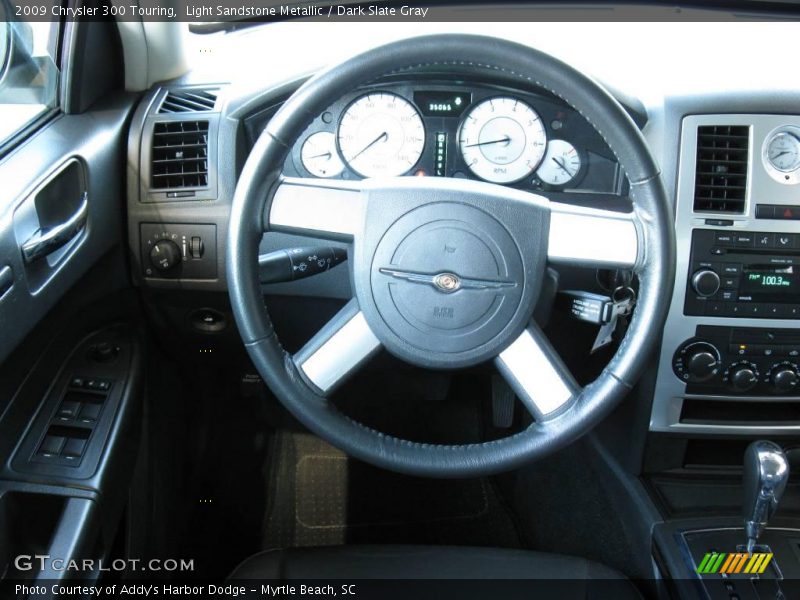 Light Sandstone Metallic / Dark Slate Gray 2009 Chrysler 300 Touring