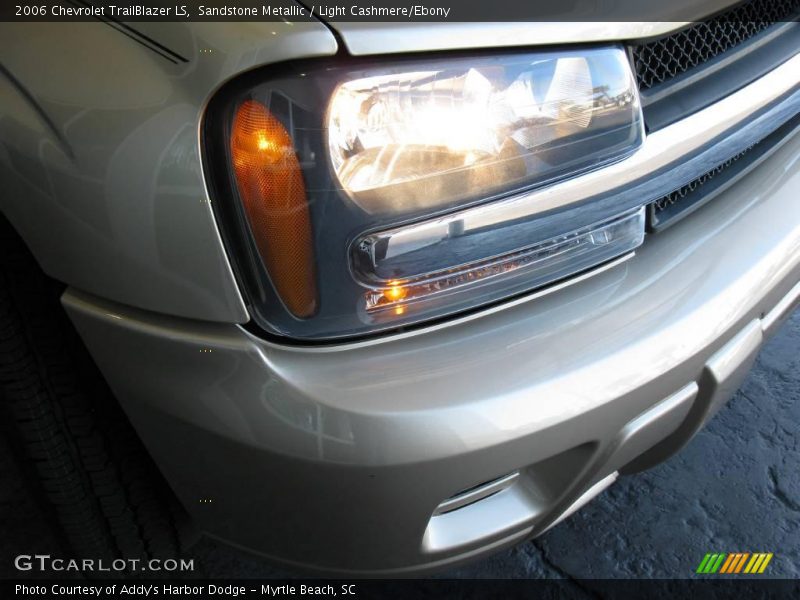 Sandstone Metallic / Light Cashmere/Ebony 2006 Chevrolet TrailBlazer LS