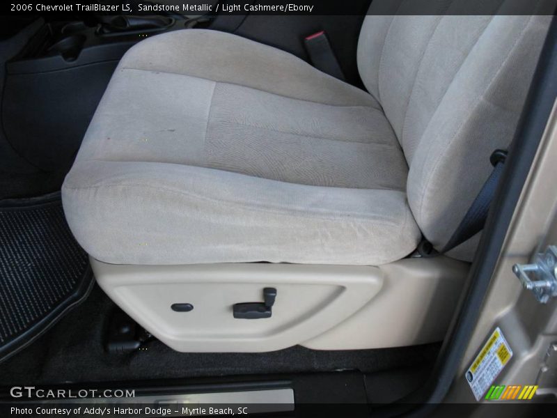 Sandstone Metallic / Light Cashmere/Ebony 2006 Chevrolet TrailBlazer LS