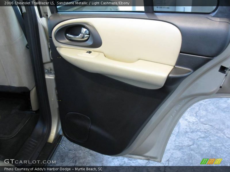 Sandstone Metallic / Light Cashmere/Ebony 2006 Chevrolet TrailBlazer LS