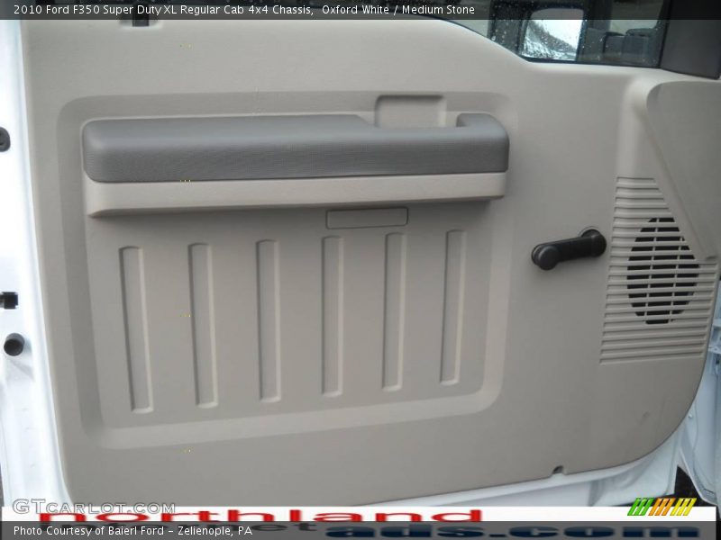 Oxford White / Medium Stone 2010 Ford F350 Super Duty XL Regular Cab 4x4 Chassis