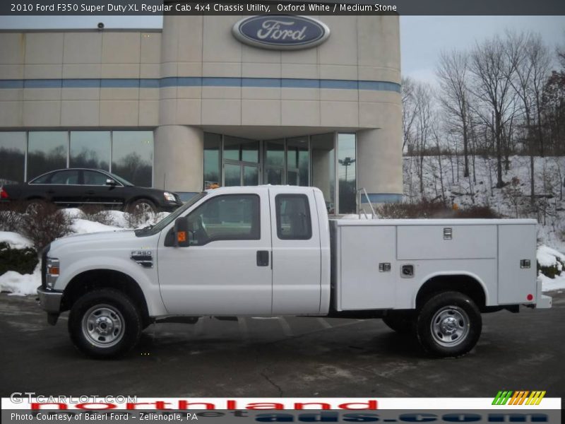 Oxford White / Medium Stone 2010 Ford F350 Super Duty XL Regular Cab 4x4 Chassis Utility