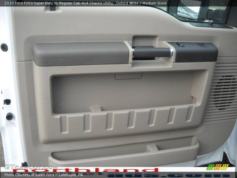Oxford White / Medium Stone 2010 Ford F350 Super Duty XL Regular Cab 4x4 Chassis Utility