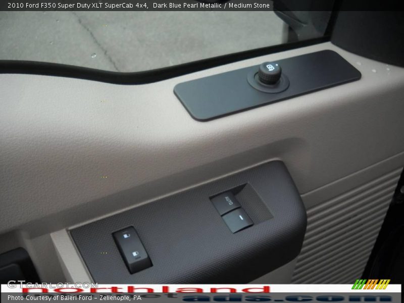 Dark Blue Pearl Metallic / Medium Stone 2010 Ford F350 Super Duty XLT SuperCab 4x4