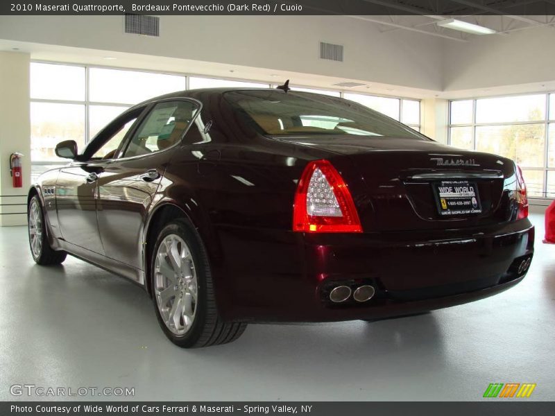 Bordeaux Pontevecchio (Dark Red) / Cuoio 2010 Maserati Quattroporte