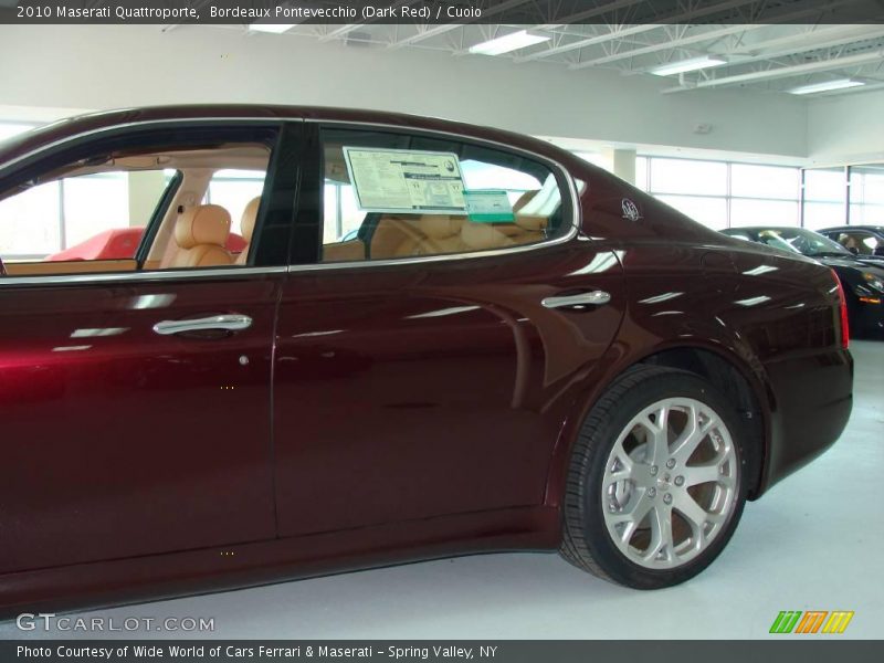Bordeaux Pontevecchio (Dark Red) / Cuoio 2010 Maserati Quattroporte