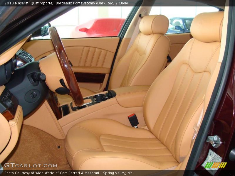 Bordeaux Pontevecchio (Dark Red) / Cuoio 2010 Maserati Quattroporte