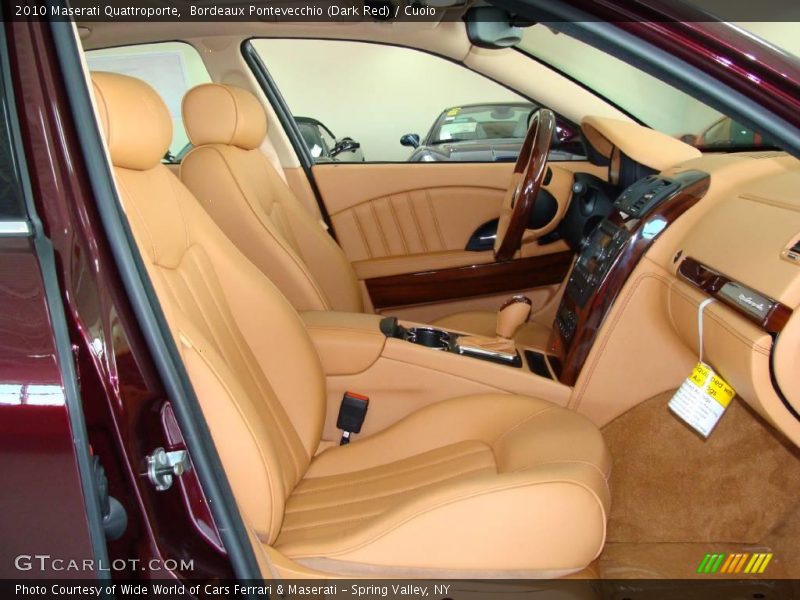 Bordeaux Pontevecchio (Dark Red) / Cuoio 2010 Maserati Quattroporte