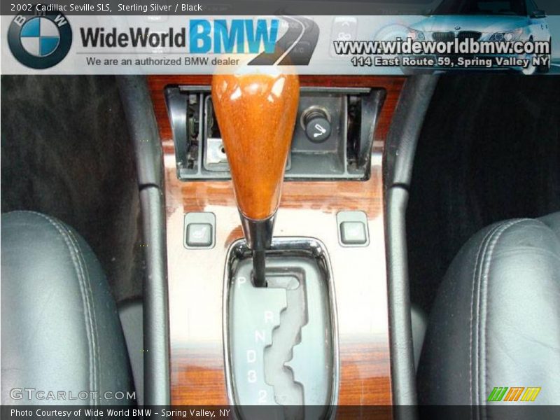 Sterling Silver / Black 2002 Cadillac Seville SLS