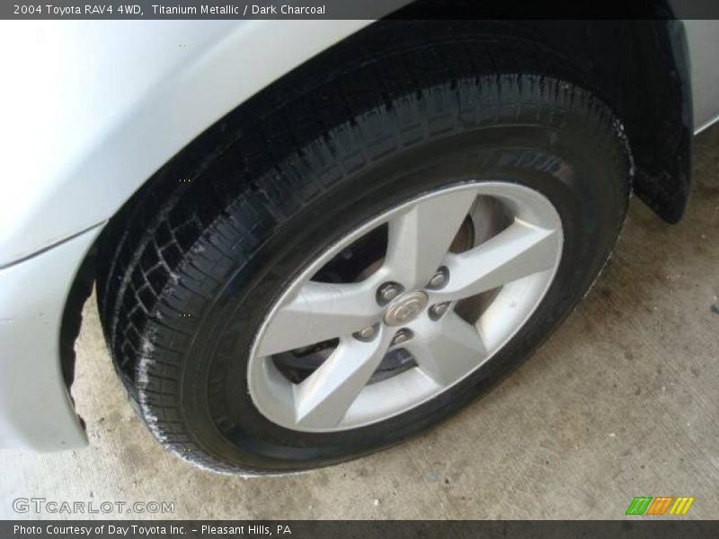 Titanium Metallic / Dark Charcoal 2004 Toyota RAV4 4WD