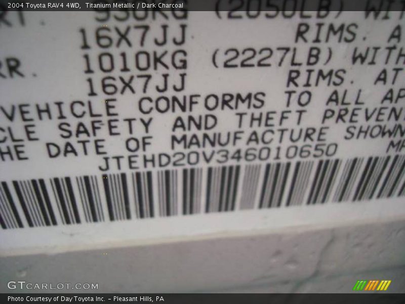 Titanium Metallic / Dark Charcoal 2004 Toyota RAV4 4WD