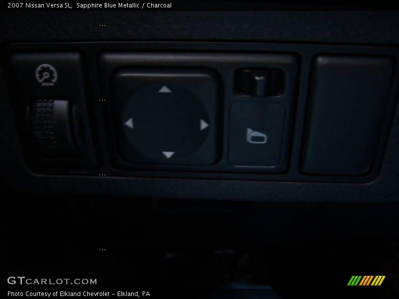 Sapphire Blue Metallic / Charcoal 2007 Nissan Versa SL