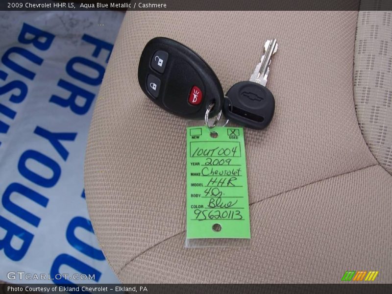 Aqua Blue Metallic / Cashmere 2009 Chevrolet HHR LS