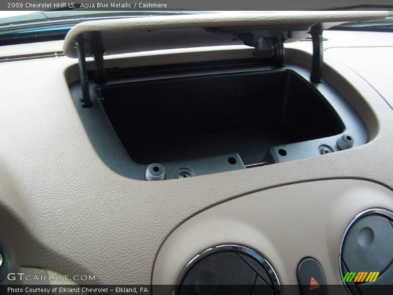 Aqua Blue Metallic / Cashmere 2009 Chevrolet HHR LS