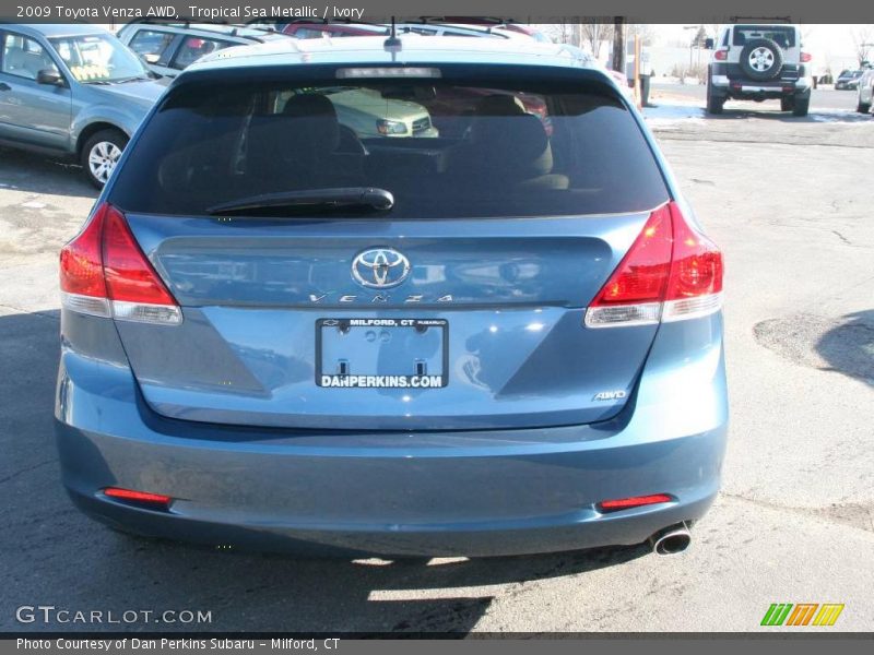 Tropical Sea Metallic / Ivory 2009 Toyota Venza AWD