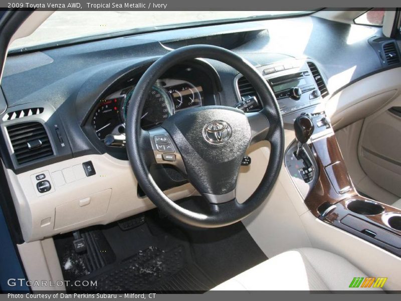 Tropical Sea Metallic / Ivory 2009 Toyota Venza AWD