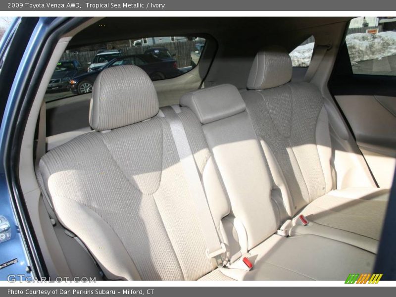 Tropical Sea Metallic / Ivory 2009 Toyota Venza AWD
